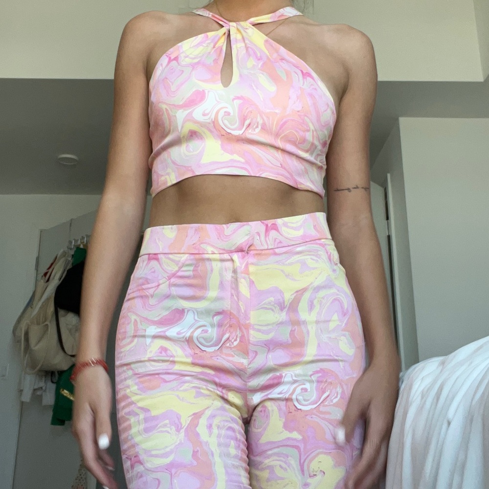 Zara swirl pattern set